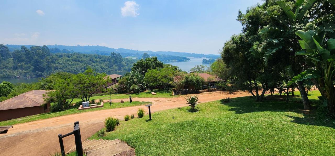 Da Gama Lake Cottages - Coral Tree And Cormorant Cottages ホワイトリバー エクステリア 写真