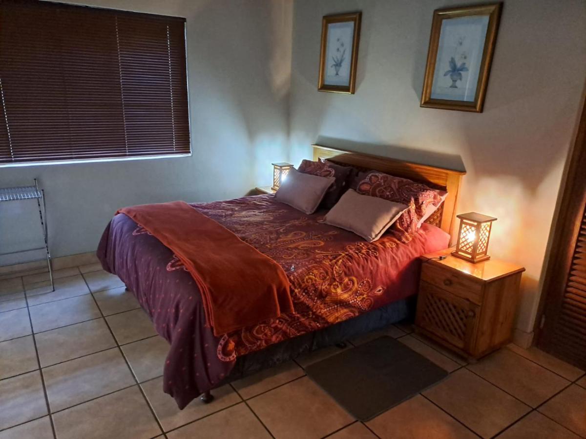 Da Gama Lake Cottages - Coral Tree And Cormorant Cottages ホワイトリバー エクステリア 写真
